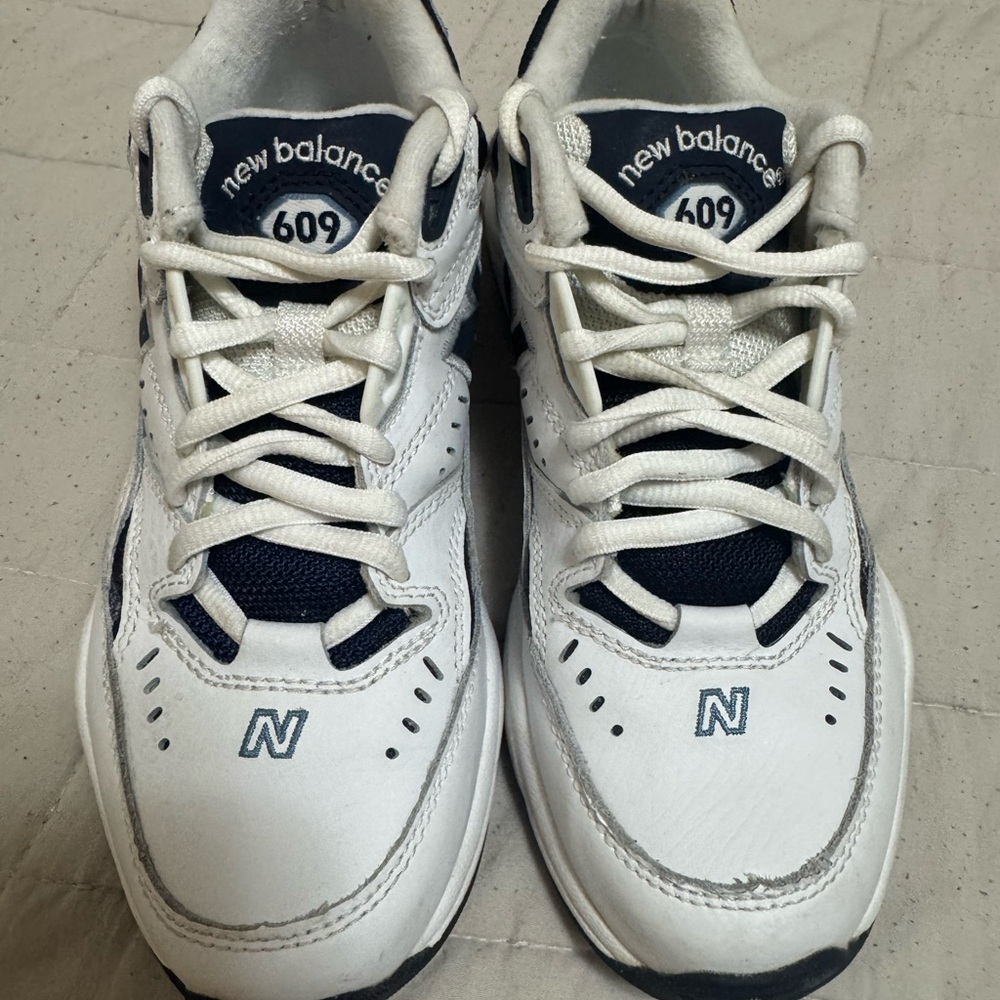 Men’s New Balance 609 Black & Blue – Size 6 1/2, Lightly Used